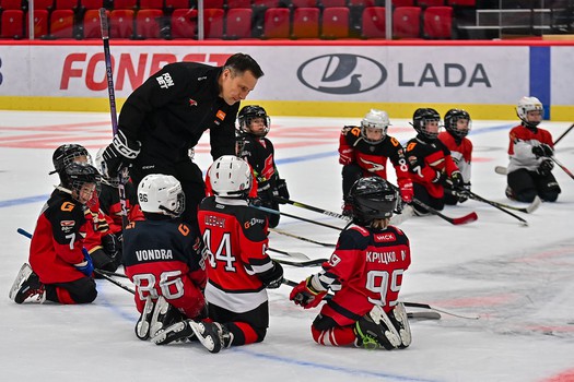 Тренировка воспитанников Хоккейной Академии «Авангард» 2019 года рождения на G-Drive Арене