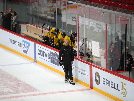 Открытая тренировка «Авангарда» для прессы и болельщиков