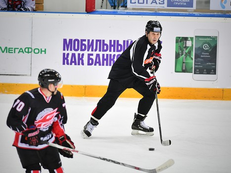 "Офисные Ястребы" - Правительство Омской области 9:2