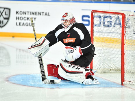 Раскатка "Авангарда" перед выездным матчем в Риге