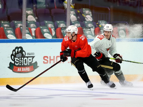 Первая тренировка Никиты Сошникова в «Авангарде»