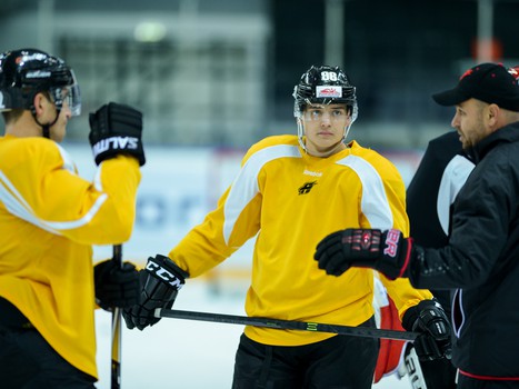 Раскатка "Авангарда" перед матчем с "Салаватом Юлаевым"