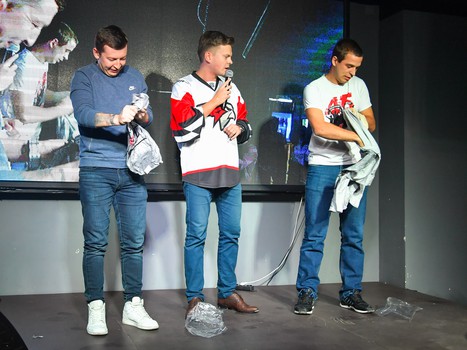 Хоккейная вечеринка в баре Svoи