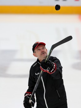 «Авангард» возобновил тренировки. Первое занятие по катанию