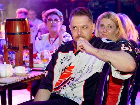 31.03.2019. Фан-зоны "Авангарда" в Омске 