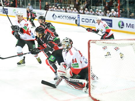 26.10.2013 "Авангард" - "Трактор"