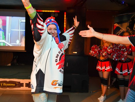 Фан-зоны "Авангарда" в Омске: как болели за команду в матче с "Куньлунем"