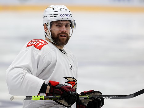 Раскатка «Авангарда» перед матчем в Нижнем Новгороде