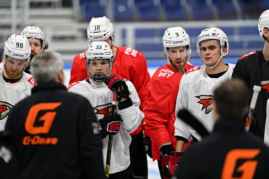 Раскатка «Авангарда» перед матчем в Уфе