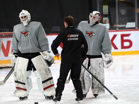 Открытая тренировка «Авангарда» для прессы и болельщиков