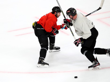 «Белые» vs «красные»: тренировочный матч