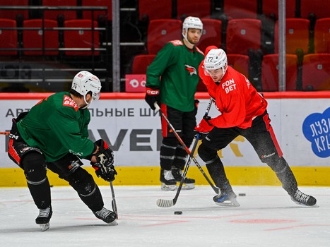 Первая тренировка Ги Буше и Дэйва Барра в «Авангарде»