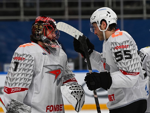 ПСИХОЛОГИЧЕСКАЯ УСТОЙЧИВОСТЬ | Победная раздевалка «Авангарда» после матча с «Ладой»