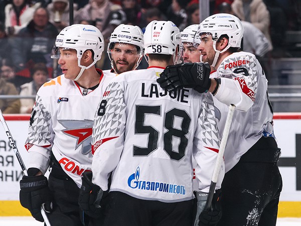 Забрали своё. «Авангард» побеждает в Челябинске