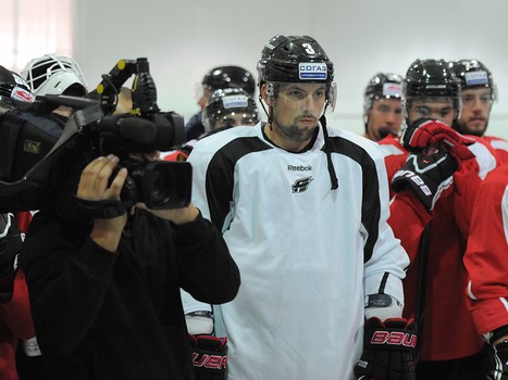 Открытая тренировка для прессы