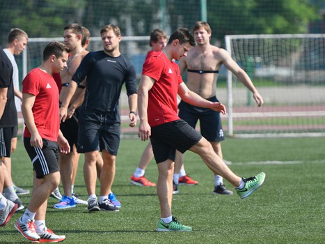 Тест Купера на стадионе "Авангард"