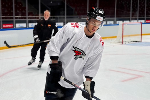 Открытая тренировка «Авангарда» в Санкт-Петербурге