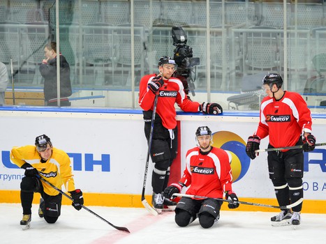 Раскатка "Авангарда" перед пятым матчем серии с "Салаватом Юлаевым"