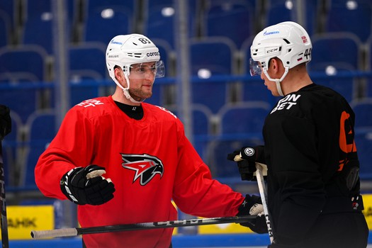 Тренировка «Авангарда» перед матчем в Нижнекамске