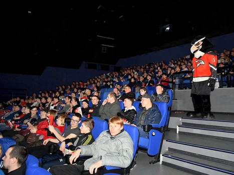 31.03.2019. Фан-зоны "Авангарда" в Омске 