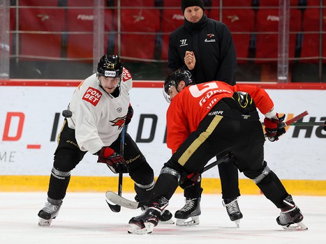 Тренировка «Авангарда» перед матчем с «Салаватом Юлаевым»