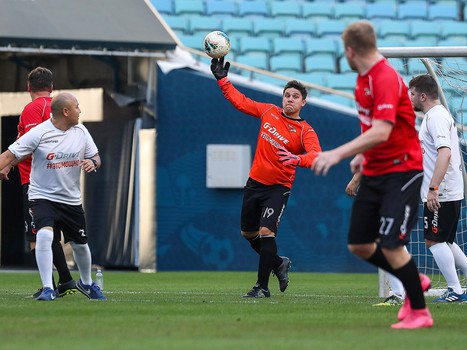 Товарищеский матч по футболу. Сборная «Авангард» - «Мощные СМИ» 13:2