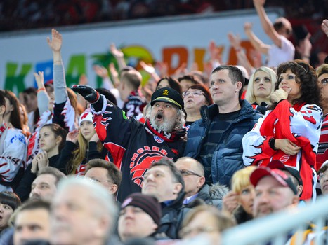 Наша атмосфера. Как поддерживали "Авангард" в сибирском дерби