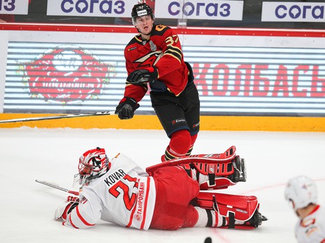 10.03.2021. 1/4 финала, 5 матч. «Авангард» - «Автомобилист» 3:1