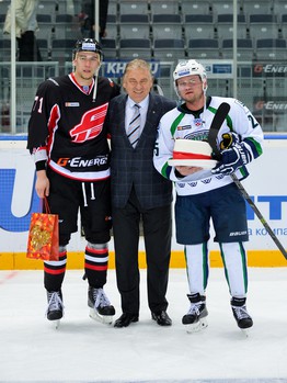 05.01.2016. "Авангард" - "Югра" 1:2ОТ