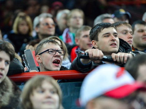 Наша атмосфера. Как поддерживали "Авангард" в сибирском дерби