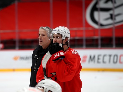 Тренировка «Авангарда» во время паузы в чемпионате