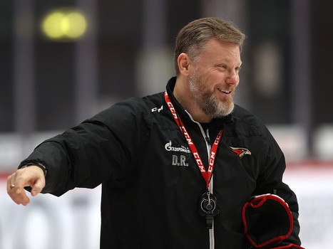 Тренировка «Авангарда» перед матчем с «Нефтехимиком»