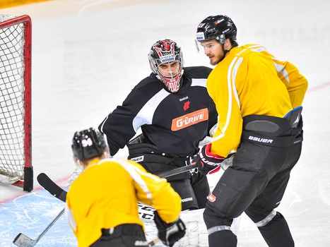 Раскатка "Авангарда" перед матчем с "Адмиралом"