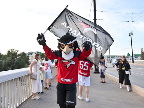 Артём Блажиевский на вечеринке Буэнос Летос