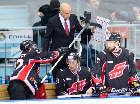 Наша атмосфера. Как поддерживали "Авангард" в сибирском дерби