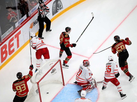 02.03.2021. 1/4 финала, 1 матч. «Авангард» - «Автомобилист» 3:0