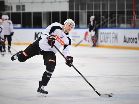 Тренировка "Авангарда" во Владивостоке перед матчем с "Адмиралом"