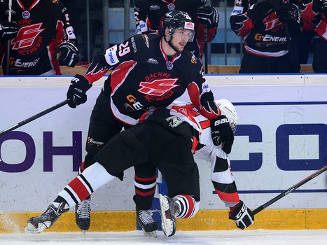 1/4 финала плей-офф МХЛ. Матч №3. "Омские Ястребы" - "Белые Медведи" 6:2