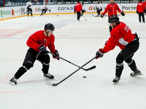 Открытая тренировка «Авангарда» для СМИ