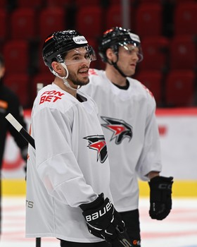 Тренировка «Авангарда» перед матчем с «Трактором»