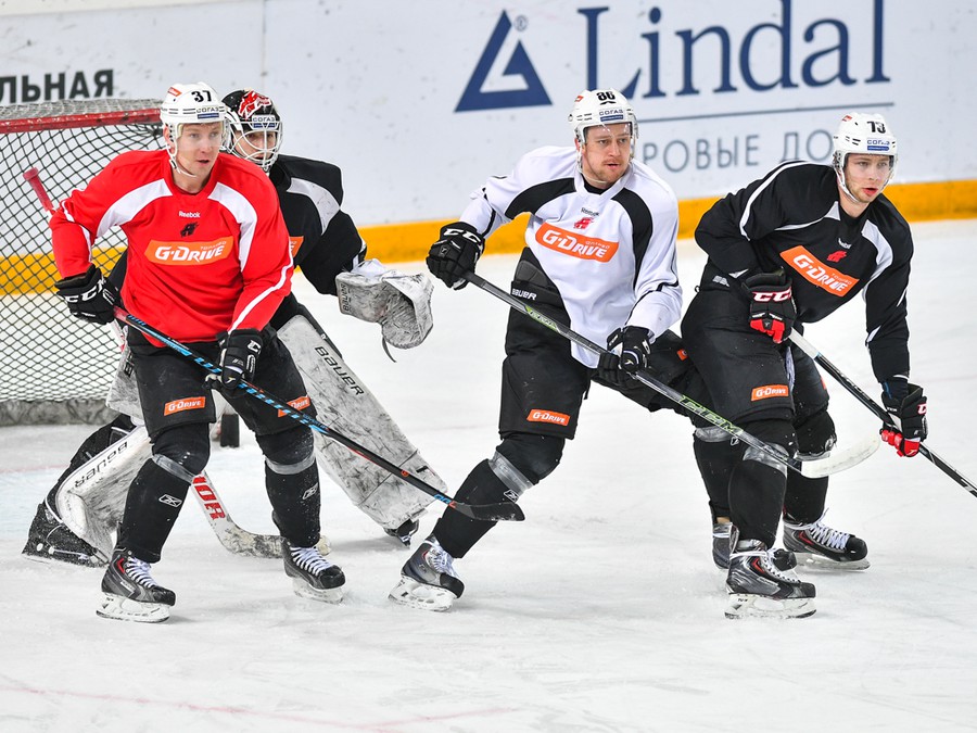 Тренировка "Авангарда" перед заключительным выездом "регулярки"