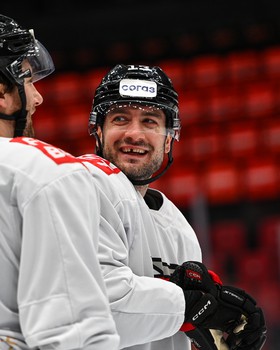 Тренировка «Авангарда» перед четвёртым матчем серии с «Металлургом»