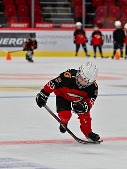 Тренировка воспитанников Хоккейной Академии «Авангард» 2019 года рождения на G-Drive Арене