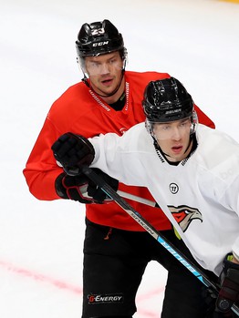 «Белые» vs «красные»: тренировочный матч