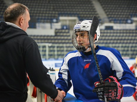 "Авангард" готовится к матчам в Хабаровске