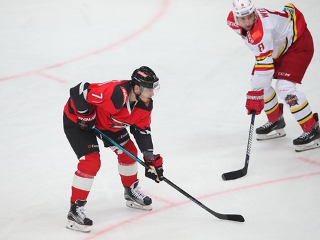 Новички «Авангарда». Игорь Макаров