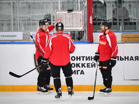 Раскатка "Авангарда" перед матчем со СКА