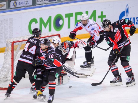 10.04.2015 "Авангард" - "Омские Ястребы" 5:4