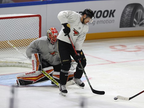 Тренировка «Авангарда» перед матчем с «Ак Барсом» в Дубае
