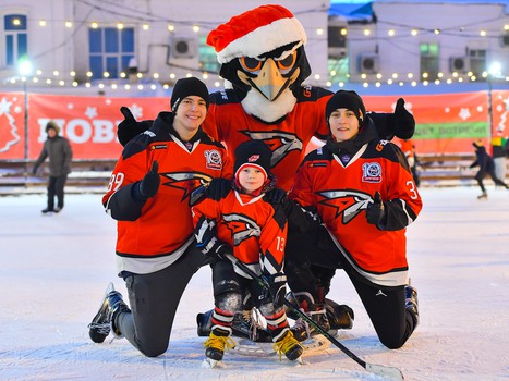 Городской каток на Бударина